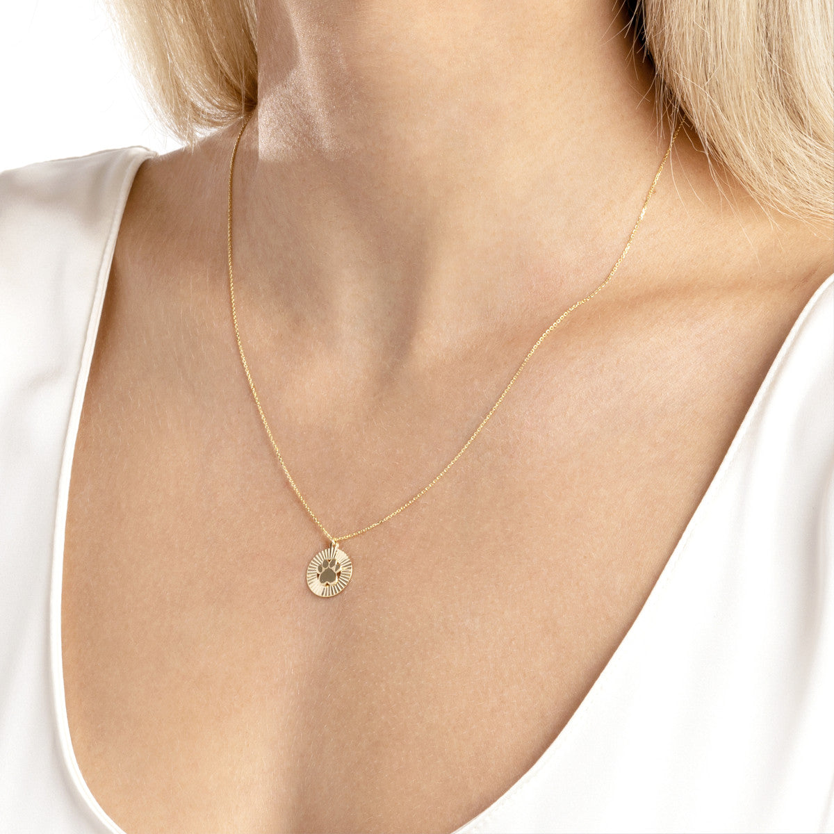 Fluted Paw Print Medallion Necklace